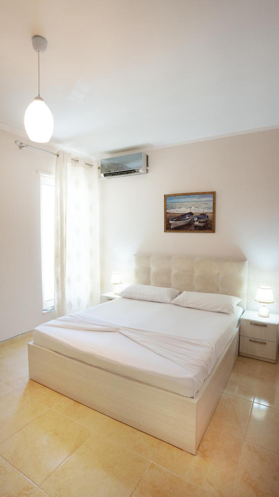 Sea View Apartement Durres Luaran gambar